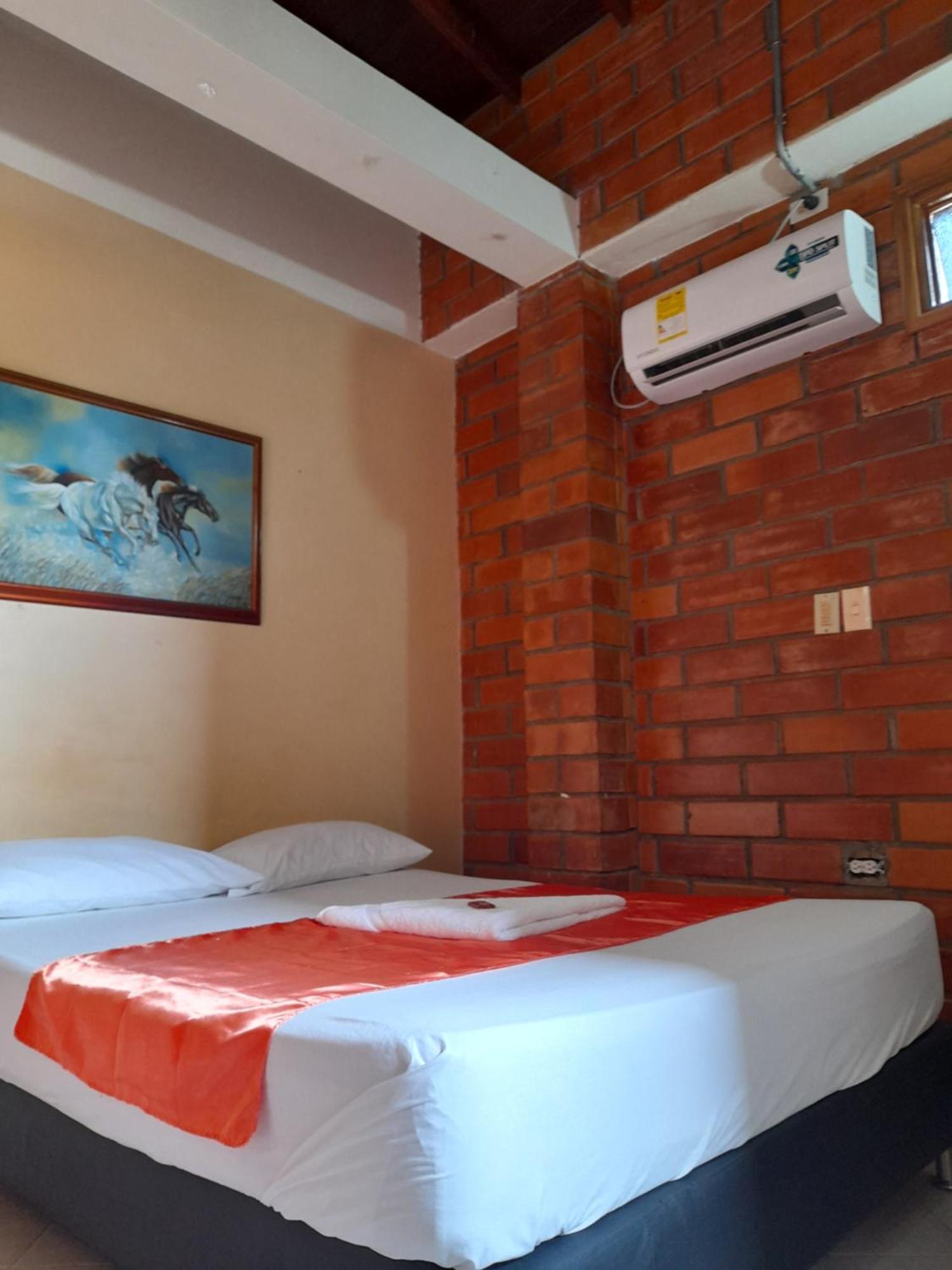 Hotel Boutique Los Gentiles Santa Fe de Antioquia Rom bilde